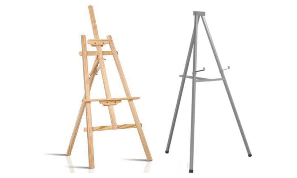 Metal / Wooden Tripod Stand